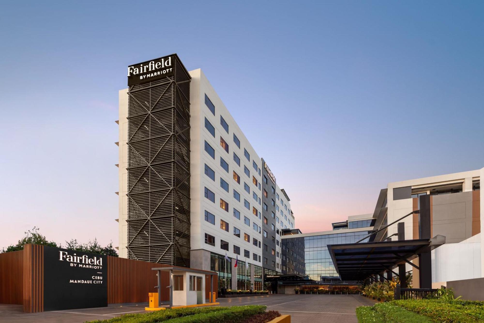 Fairfield By Marriott Cebu Mandaue City Extérieur photo